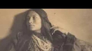 Zitkala-Sa - Old Indian Legends: Iktomi And The Muskrat